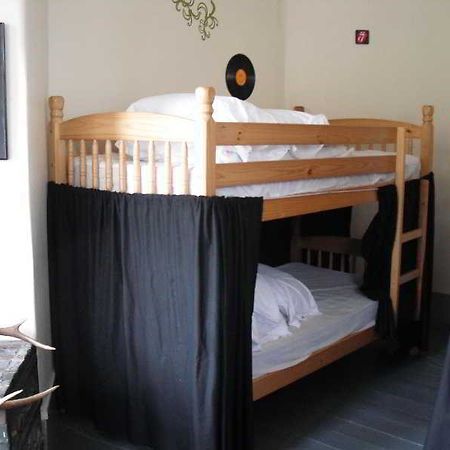 Art Roch Hostel Εδιμβούργο Εξωτερικό φωτογραφία