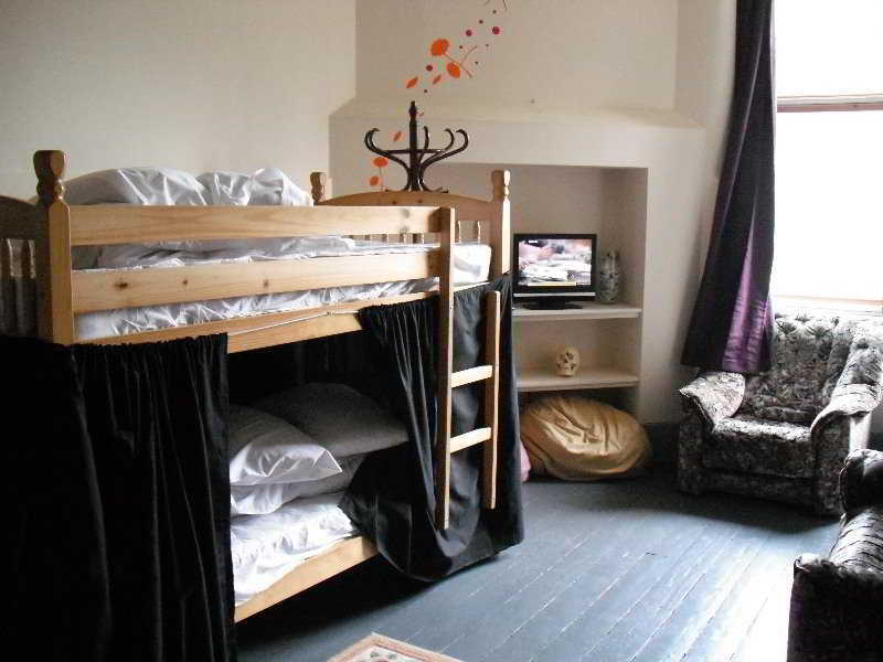 Art Roch Hostel Εδιμβούργο Εξωτερικό φωτογραφία